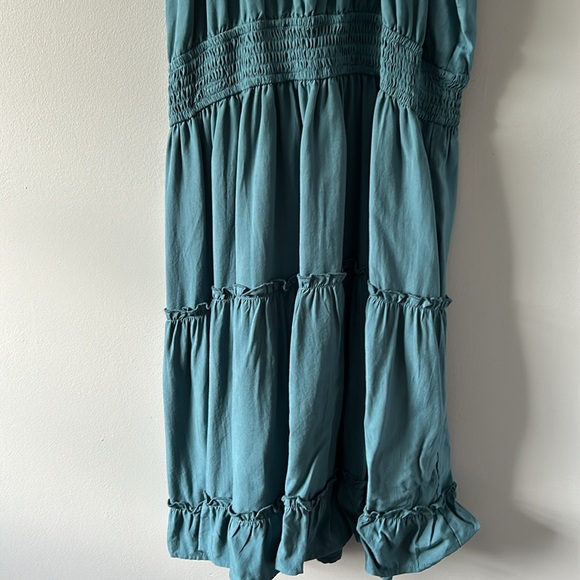 Halter Neck Tired Dress Smocked Waist Teal Green Large - Picture 4 of 11